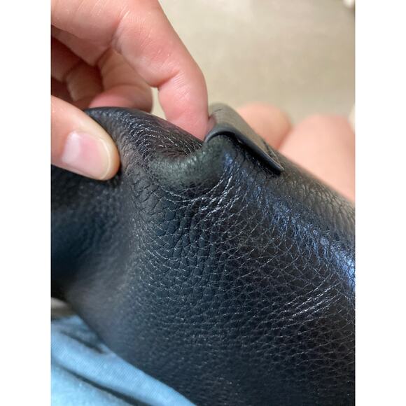 MICHAEL KORS, MEDIUM BLACK PEBBLED LEATHER SHOULDER BAG (ASIS) - Picture 16 of 16